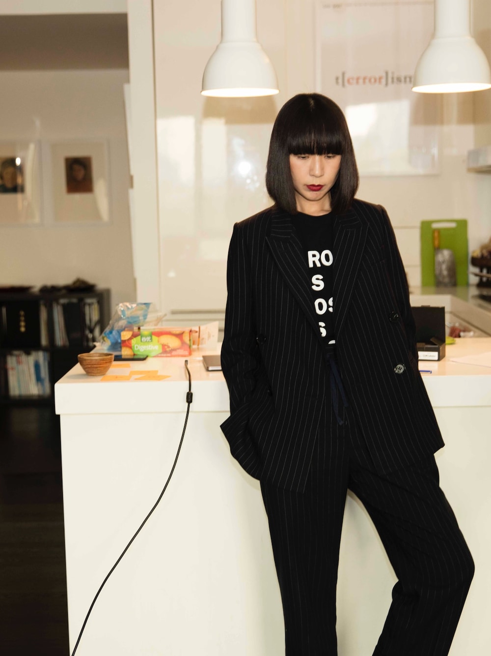 「秋のコーデ、シンプルコーデ、大人カジュアル、fashion、冬コーデ、今日のコーデ、ACNE、AcneStudios」｜「Acne Studiosのアイテム（テーラードジャケット、ブルー系）」を使った、weiさん（レディース・168cm）の秋コーディネートの1枚目の写真