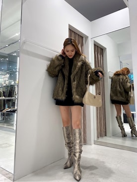 「EVRIS（エヴリス）のアイテム（ジャケット/アウター）」を使った、本庄　彩葵さん（レディース・164cm）の冬コーディネート