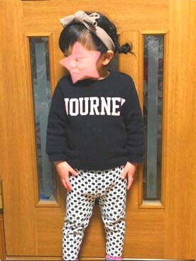 「petit main（プティマイン）のロゴデザイン裏起毛トレーナー（スウェット）」を使った、Nagimonさん（キッズ・90cm）の冬コーディネート