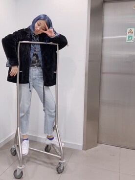 「CONVERSE（コンバース）のアイテム（スニーカー、ホワイト系）」を使った、SpookyBoboさん（レディース・168cm）の春コーディネート