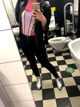 「FOREVER 21」｜「アイテム（ライダースジャケット）」を使った、aさん（レディース・165cm）の春コーディネート