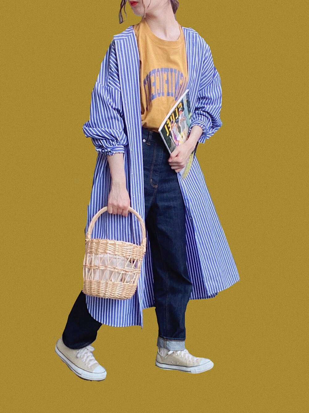「これが私をアゲる服、シャツワンピース、ストライプシャツ、デニム、デニムパンツ、Tシャツ、シンプル、シンプルコーデ、大人カジュアル、ラフ」｜「haco!のまだまだオーバーサイズにお任せしたい！ゆったりシルエットシャツワンピ by que made me（シャツワンピース、ブルー系）」を使った、鴨さん（レディース・166cm）の春コーディネートの1枚目の写真