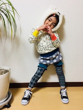 「One deux boo（ワンドゥーブー）のアイテム（パンツ）」を使った、ヒロさん（キッズ・90cm）の冬コーディネート