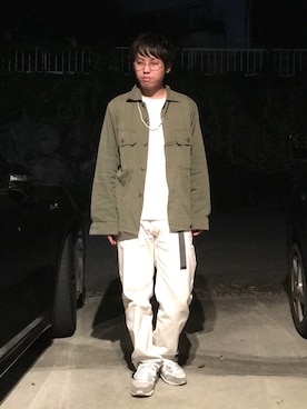 「カーキ×ホワイト」｜けーちゃんさん（メンズ・168cm）の夏コーディネート