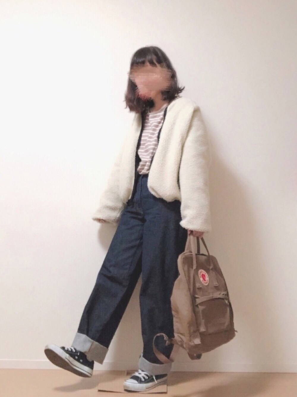 「シンプル、ベージュ、UNIQLOU、カジュアルコーデ、ボア、ボーダー、カンケン、コンバース、春コーデ、デニム」｜「titivateの【ZOZO先行販売】ﾘﾊﾞｰｼﾌﾞﾙﾎﾞｱﾌﾞﾙｿﾞﾝ（ブルゾン、ホワイト系）」を使った、m a n a m i さん（レディース・160cm）の春コーディネートの1枚目の写真