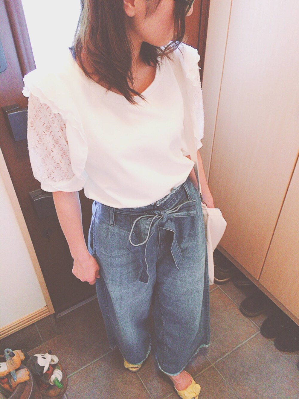 「Availのアイテム（シャツ/ブラウス、ホワイト系）」を使った、ちぃさん（レディース・155cm）の春コーディネートの1枚目の写真