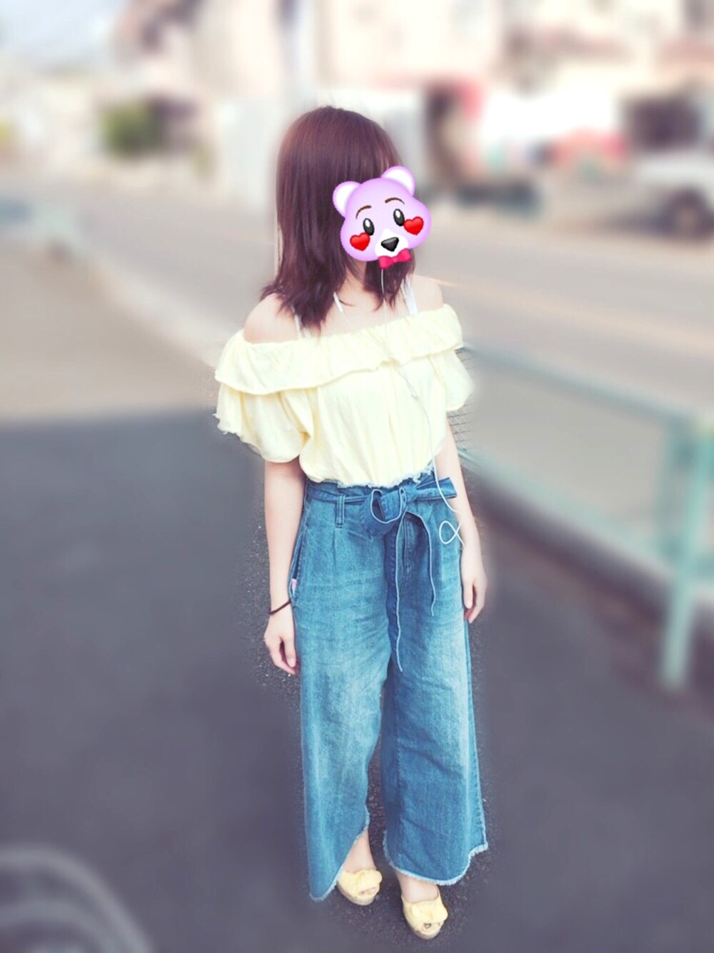 「WEGOのWEGO/フリルオフショルカットソー（Tシャツ/カットソー、イエロー系）」を使った、ちぃさん（レディース・155cm）の春コーディネートの1枚目の写真