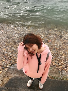 「PUMA(プーマ)のアイテム(アクセサリー)」を使った、DEARSARIELさん(レディース・166cm)の冬コーディネート