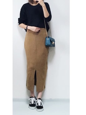 「GRL（グレイル）のニットタイトロングスカート（スカート）」を使った、minminmaaaさん（レディース・168cm）の秋コーディネート