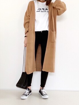 「A.P.C.（アーペーセー）のT-SHIRTS JIMMY RUE MADAME emb 19PC JPS（Tシャツ/カットソー）」を使った、minminmaaaさん（レディース・168cm）の冬コーディネート