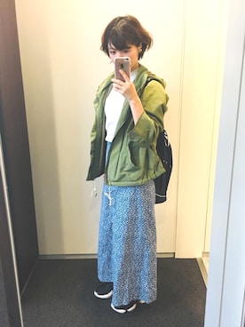 「ACHIEVEのアイテム」を使った、monさん（レディース・155cm）の春コーディネート