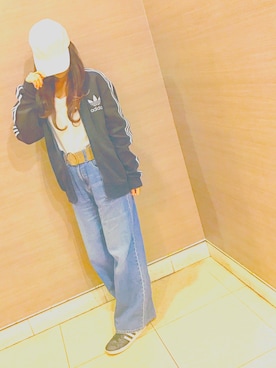 「アイテム（ジャージ）」を使った、ぴさやさん（レディース・158cm・10代）の春コーディネート