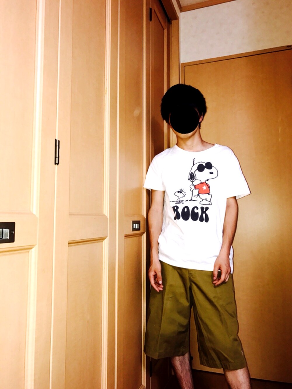 「ライブスタイル、スヌーピー、ディッキーズ(Dickies)、rock、ライブ」｜「rockinstarのTシャツ / JOE COOL（Tシャツ/カットソー、ホワイト系）」を使った、たくみさん（メンズ・163cm）の夏コーディネートの1枚目の写真