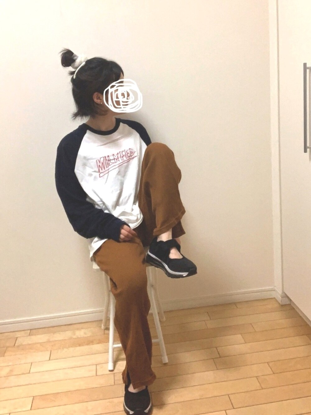 「ストリート、リラックススタイル、パンツスタイル、カジュアル、休日スタイル、ミルクフェド、GU、スニーカーコーデ、おしゃれさんと繋がりたい、ビックシルエット」｜「GUのアイテム（パンツ、ブラウン系）」を使った、wear_ufさん（レディース・153cm）の夏コーディネートの1枚目の写真