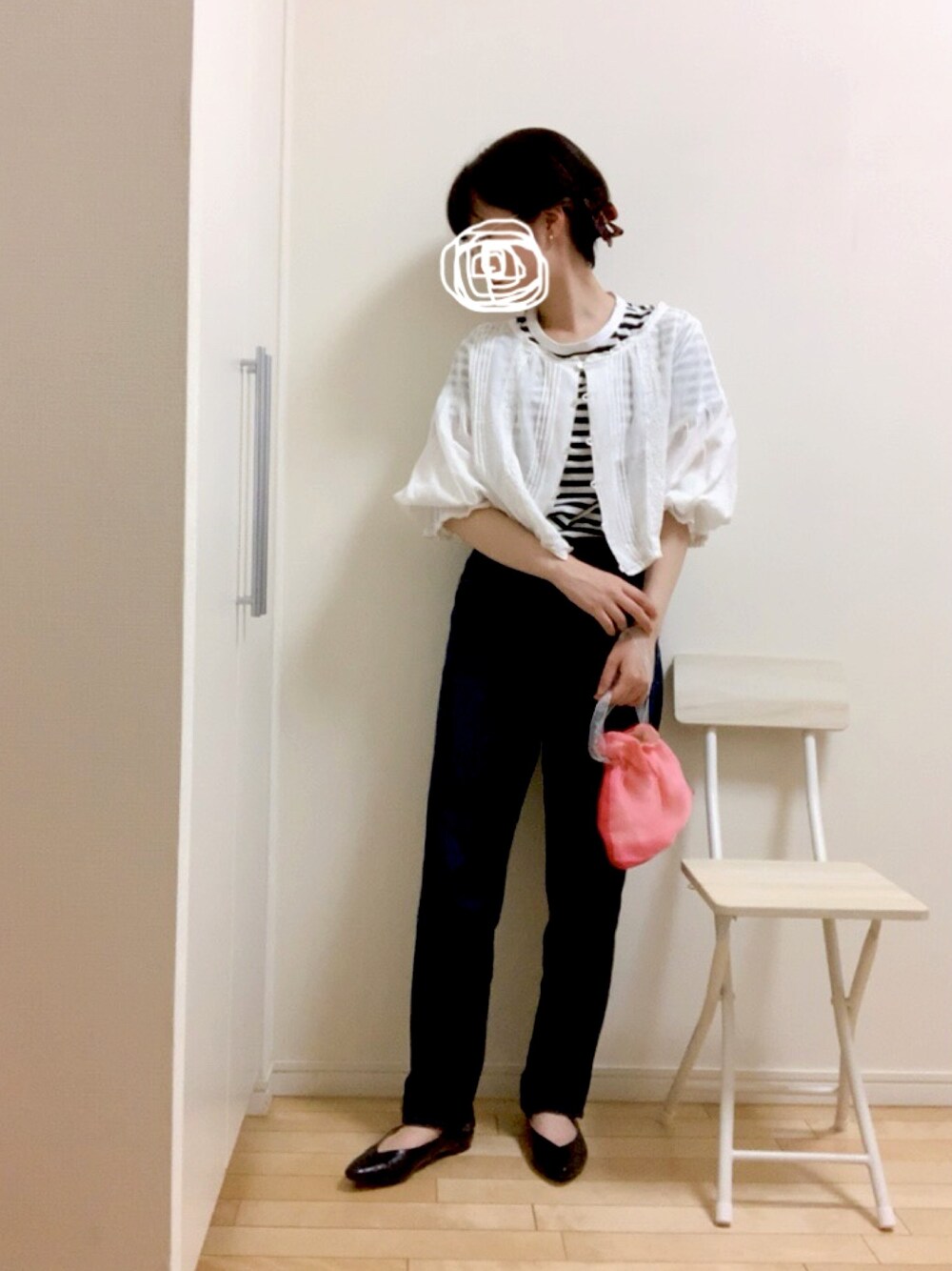 「レース、レースパンツ、カジュアルコーデ、オトナカジュアル、お洒落さんとつながりたい、古着好きな人と繋がりたい、低身長、ブラウス、レイヤードスタイル、パンプス」｜「w closetのコットンレース切替ブラウス（シャツ/ブラウス、ホワイト系）」を使った、wear_ufさん（レディース・153cm）の夏コーディネートの1枚目の写真