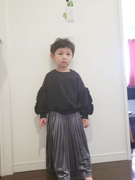 「アイテム（スカート）」を使った、まりなさん（キッズ・90cm）の秋コーディネート