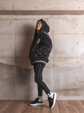 「#Re:room（リルーム）のラインペイントストレッチスキニーデニムパンツ（デニムパンツ）」を使った、keigoyamazakiさん（メンズ・172cm）の冬コーディネート