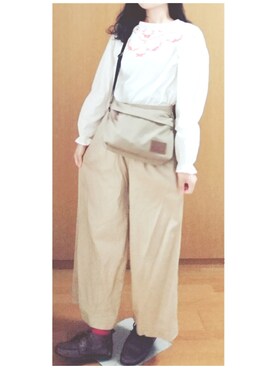 ソックス 靴下 オレンジ系 を使った ベージュパンツ のレディース人気ファッションコーディネート Wear ソックス 靴下 オレンジ系 を使った ベージュパンツ のレディース人気ファッションコーディネート Wear