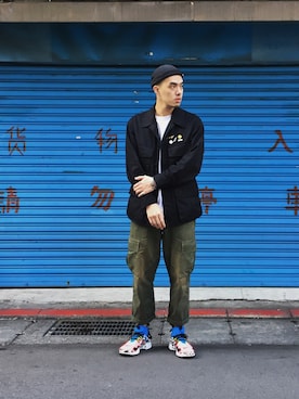 「Chrome Hearts」｜「アイテム（その他アウター）」を使った、AshWangさん（メンズ・176cm）の冬コーディネート
