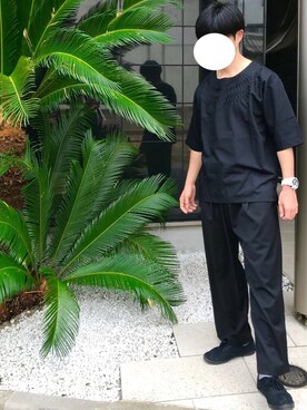 「黒」｜「アイテム（ママ＆ベビー）」を使った、HiYoさん（メンズ・175cm）の春コーディネート