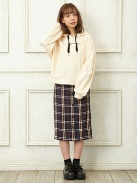 「スウェットパーカー」｜「アイテム（その他）」を使った、INGNI STORE(イングストア）さん（レディース・153cm）の秋コーディネート