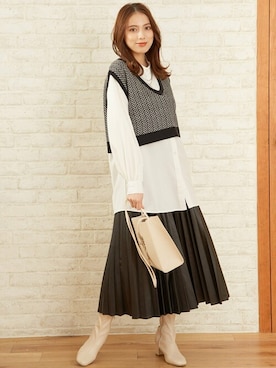 「フェイクレザースカート」｜INGNI STORE(イングストア）さん（レディース・164cm）の冬コーディネート
