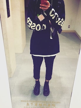 「KAVANE Clothingのアイテム（トップス、ブラック系）」を使った、くろのてれきゃすさん（メンズ・172cm）の春コーディネート