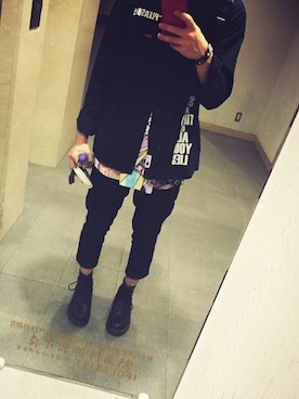 「STUDIOUS（ステュディオス）のアイテム（カーゴパンツ）」を使った、くろのてれきゃすさん（メンズ・172cm）の春コーディネート