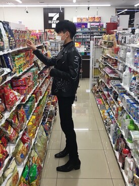 「Re:make（リメイク）のアイテム（ライダースジャケット）」を使った、よんたさん（メンズ・166cm）の秋コーディネート