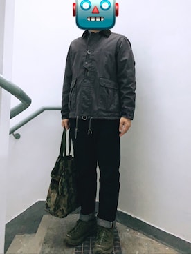 「MIS（エムアイエス）のアイテム（バッグ）」を使った、pakさん（メンズ・170cm）の春コーディネート