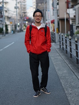 「OLIVER PEOPLES」｜「アイテム（ナイロンジャケット）」を使った、LB_UENOさん（メンズ・182cm）の春コーディネート