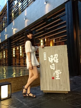 「Mimosa（ミモザ）のアイテム」を使った、Eve Chenさん（レディース・159cm）の冬コーディネート