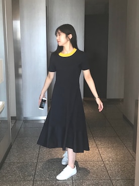 「ホワイトスニーカー」｜「アイテム（ワンピース/ドレス）」を使った、mmtsさん（レディース・160cm）の秋コーディネート