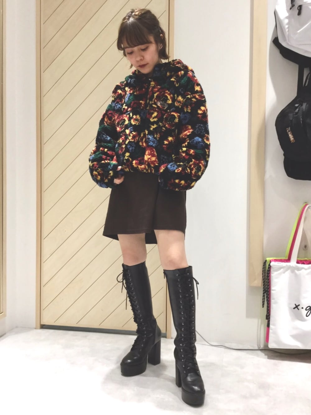 X-girl（エックスガール）の「FLORAL BOA SHORT ANORAK（ブルゾン
