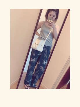 「ショルダーバック」｜「アイテム（ビーチサンダル）」を使った、yukacocoさん（レディース・160cm）の秋コーディネート
