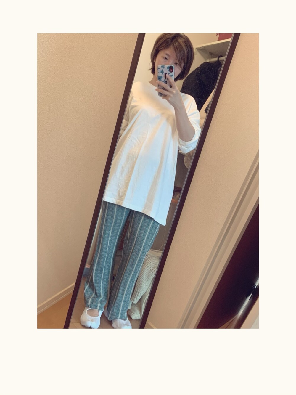 「夏、大人カジュアル、休日スタイル、シンプル、ロンT、ジャガードパンツ、レギンス、NIKE、TODAYFUL」｜「TODAYFULのTODAYFUL(トゥデイフル) "Heart Long T-Shirts"ハートロングTシャツ／12010603（Tシャツ/カットソー、ホワイト系）」を使った、yukacocoさん（レディース・160cm）の夏コーディネートの1枚目の写真