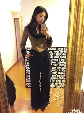「Vivienne Westwood（ヴィヴィアンウエストウッド）のアイテム（休閒西裝、その他）」を使った、山根亮さん（レディース・167cm）の冬コーディネート