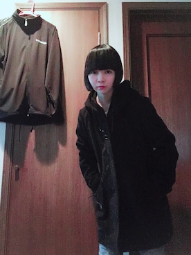 「B.L.U.E（ビーエルユーイー）のアイテム（ジャケット/アウター）」を使った、Ⓜ︎🐿️ena.さん（レディース・157cm）の冬コーディネート