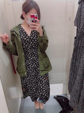 「小花柄ワンピース」｜「アイテム（ジャケット/アウター）」を使った、yさん（レディース・156cm）の春コーディネート