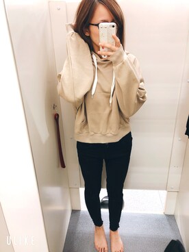 「Avail（アベイル）のアイテム（パーカー、ベージュ系）」を使った、yさん（レディース・156cm）の秋コーディネート