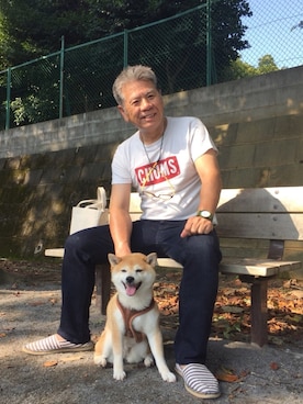 「Levis」｜「アイテム（その他シューズ）」を使った、KGさん（メンズ・165cm）の夏コーディネート