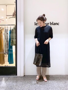 「Laugoa（ラウゴア）のアイテム（ハンドバッグ）」を使った、ルクールブラン名古屋セントラルパーク店スタッフさん（レディース・158cm）の春コーディネート