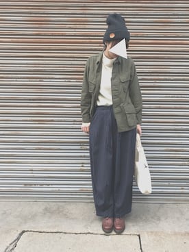 「ストライプパンツ」｜「アイテム（ミリタリージャケット）」を使った、onoさん（レディース・170cm）の冬コーディネート
