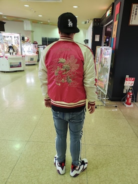 「EDWIN（エドウィン）のアイテム（スカジャン）」を使った、bigking21さん（メンズ・178cm）の春コーディネート