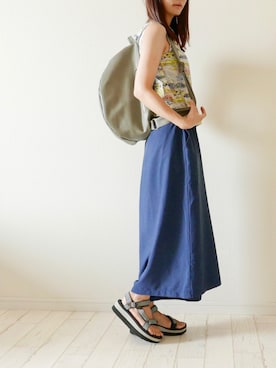 「Teva（テバ）のアイテム」を使った、もりのがっこうさん（レディース・161cm）の夏コーディネート