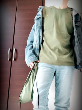 デニムジャケットを使った 上下uniqlo のメンズ人気ファッションコーディネート Wear