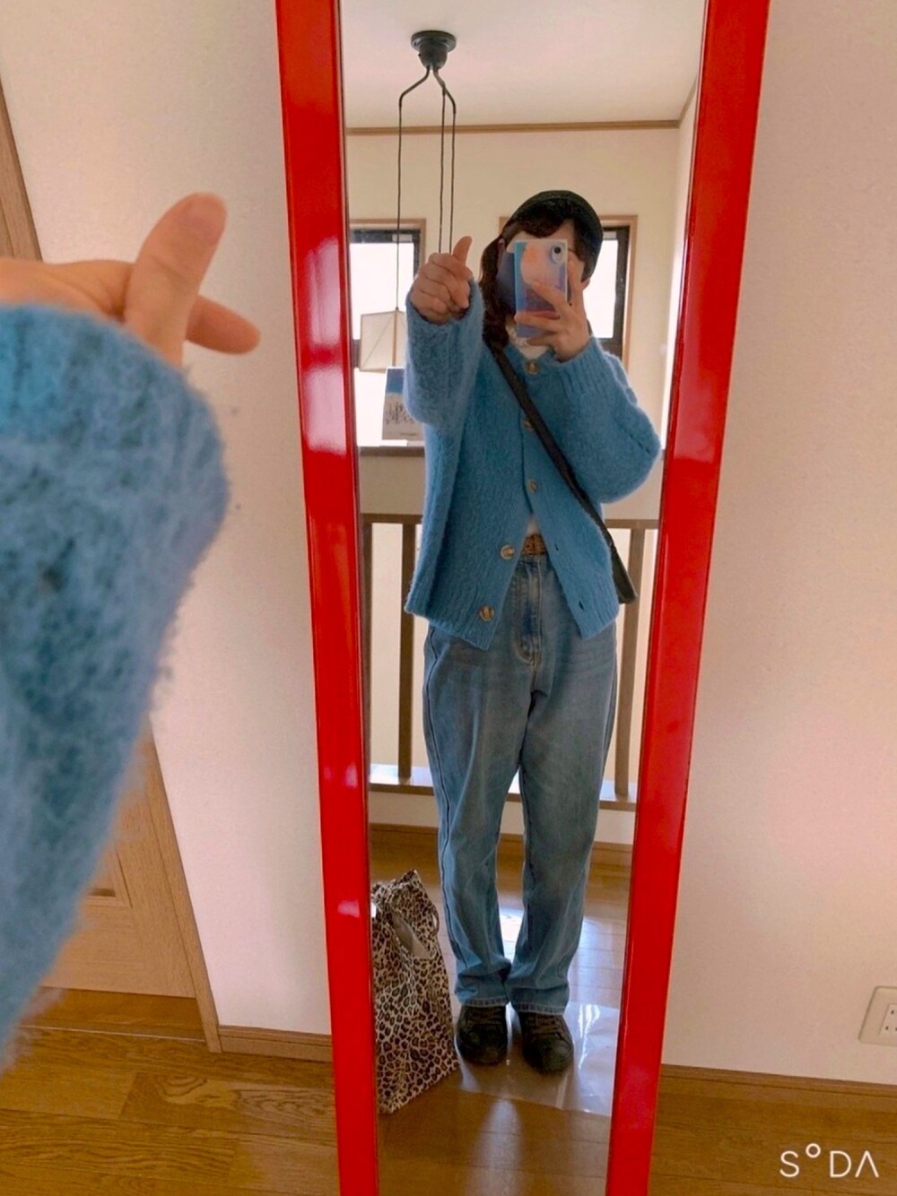 「ブルー、デニム、ハイウエストデニム、ハイウエストパンツ」｜「GRLのアイテム（デニムパンツ、ブルー系）」を使った、chihonnuさん（レディース・154cm）の春コーディネートの1枚目の写真