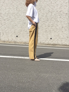 「サイドラインパンツ」｜mikiさん（レディース・168cm）の春コーディネート