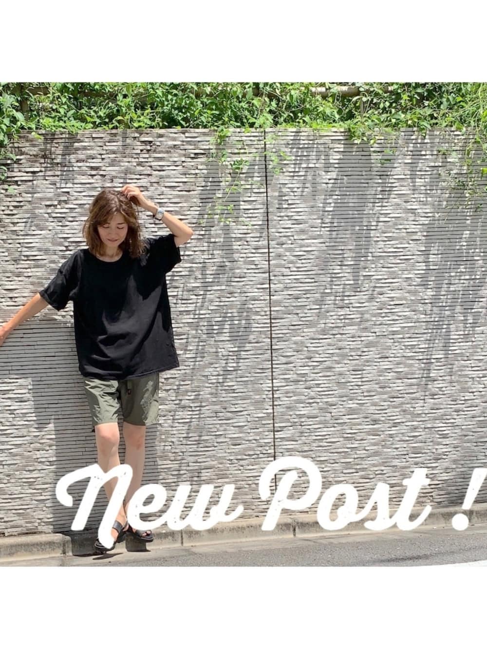 「Tシャツ、ビッグシルエット、Sandinista、ビッグT、ショートパンツ、シンプルコーデ、ユニセックス、nonnative、グラミチ」｜「DAILY STANDARD by SANDINISTAのCadet Easy Fit Tee / イージフィットTシャツ（Tシャツ/カットソー、ブラック系）」を使った、mikiさん（レディース・168cm）の夏コーディネートの1枚目の写真