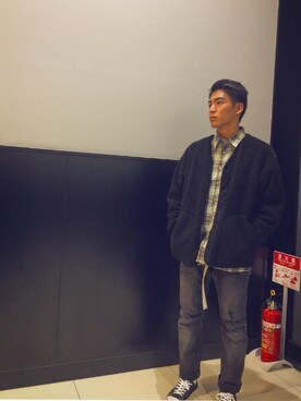 「DOLCE&GABBANA（ドルチェアンドガッバーナ）のアイテム（チノパンツ）」を使った、くぅ。。。さん（メンズ・170cm）の冬コーディネート